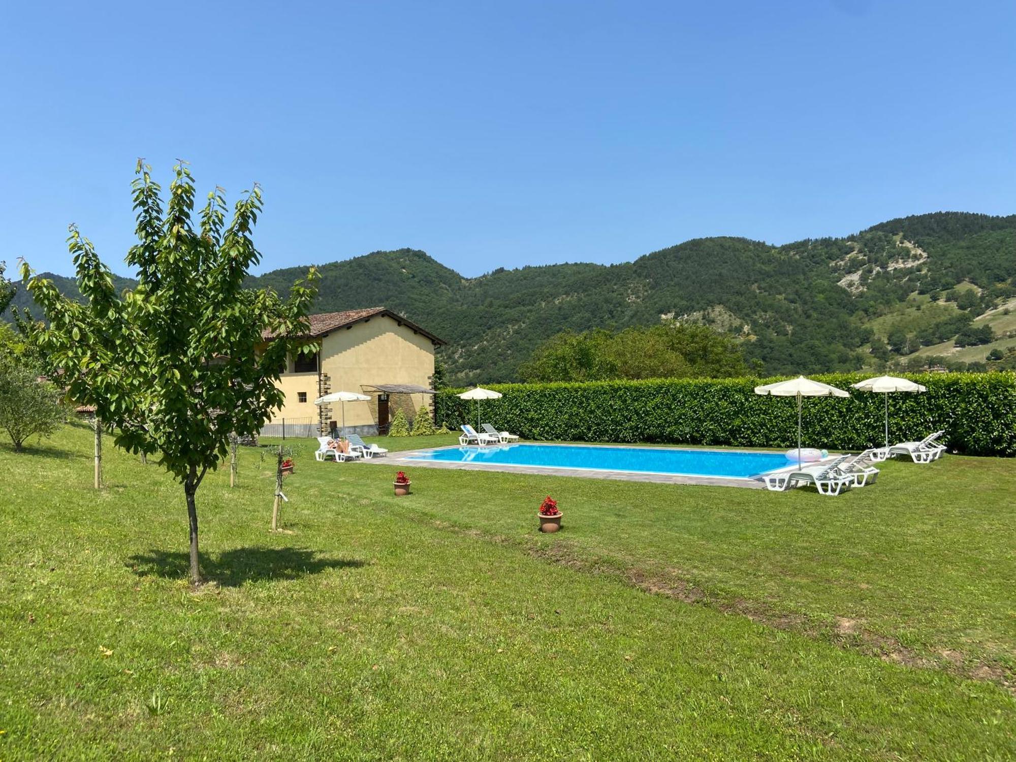 Agriturismo Popolano Di Sotto Марради Экстерьер фото
